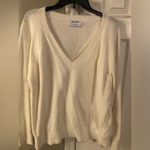 Old Navy Women's V-Neck Sweater in Cream